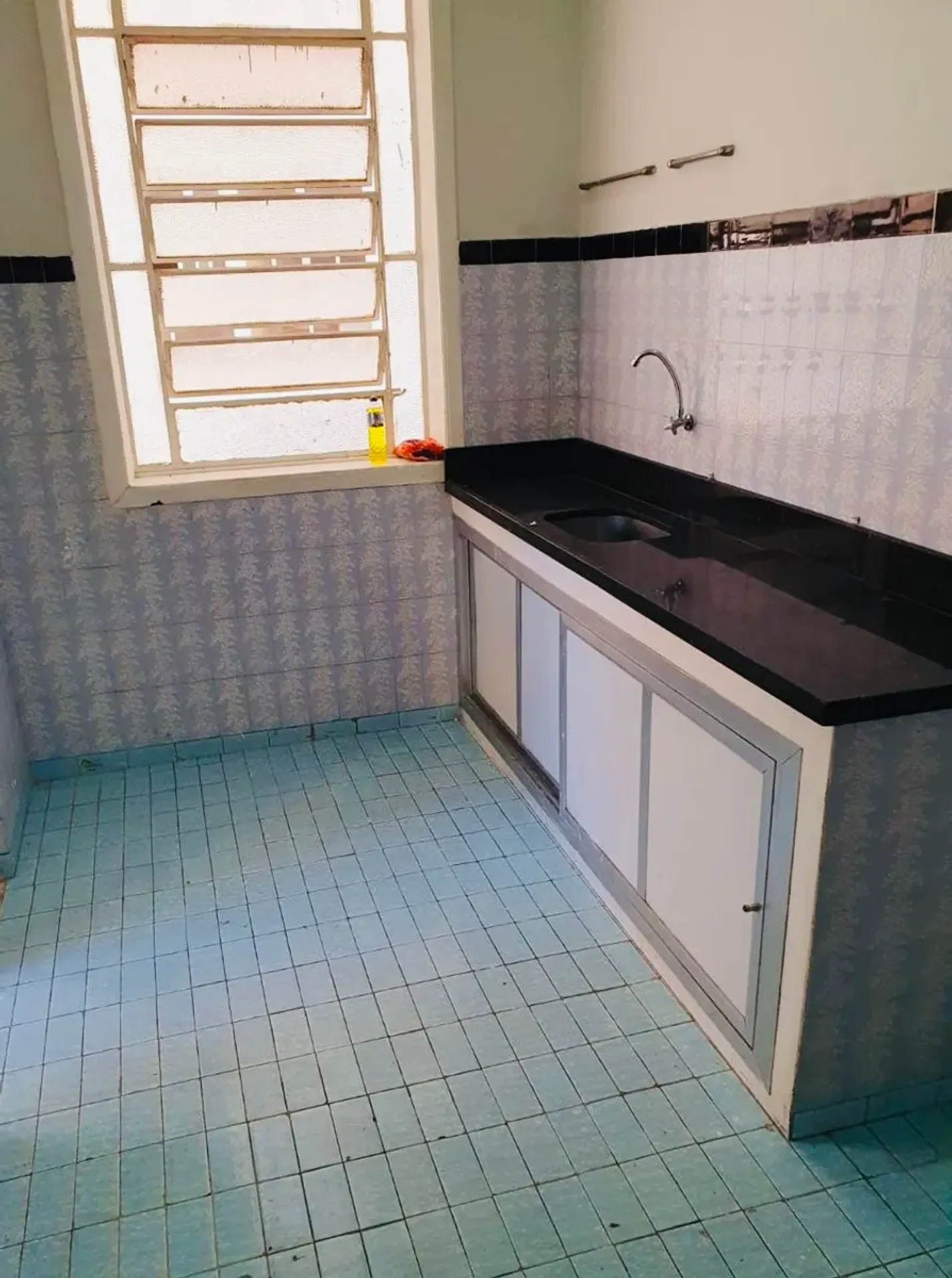 Дом на 4 спальни с отдельной газовой кухней — photo 4