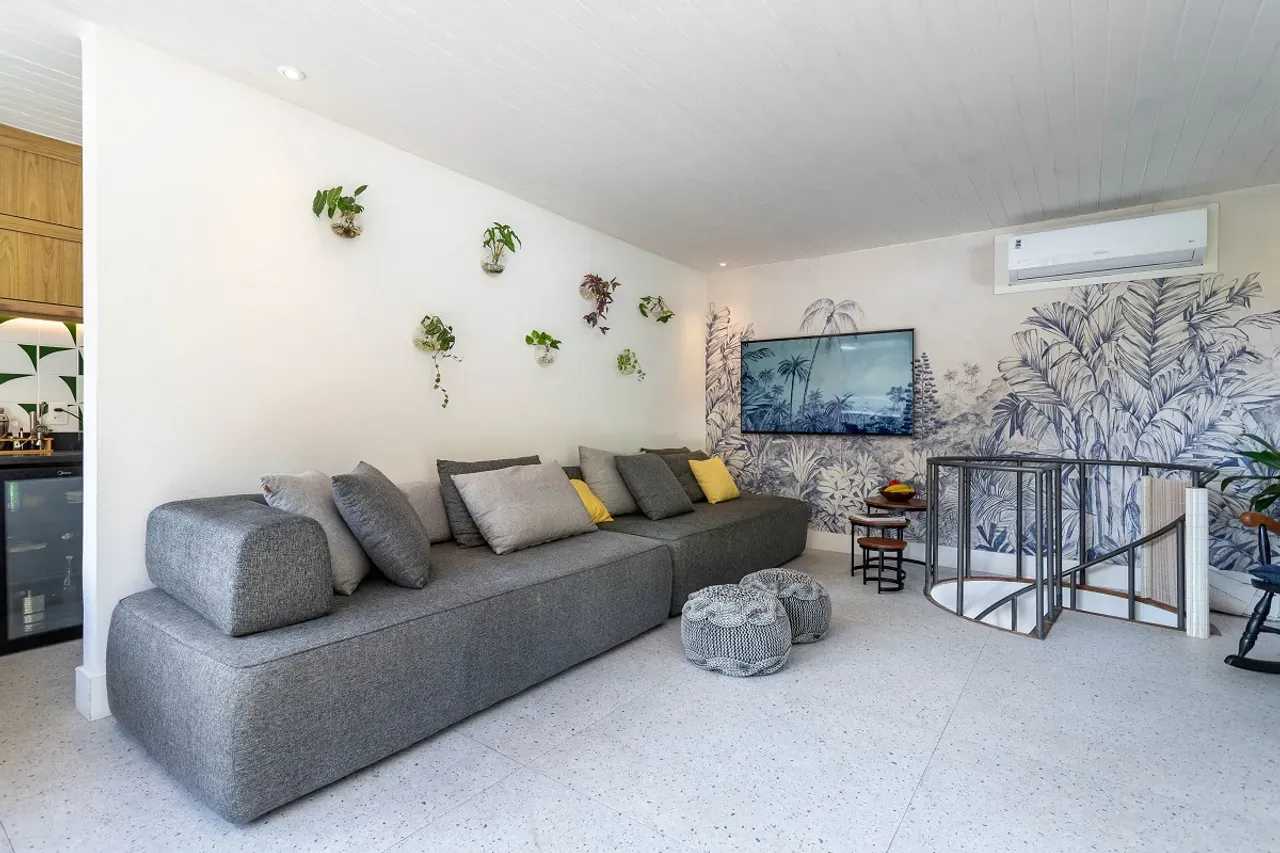 120 m² apartment with 2 bedrooms, 2 baths and a terrace — photo 36