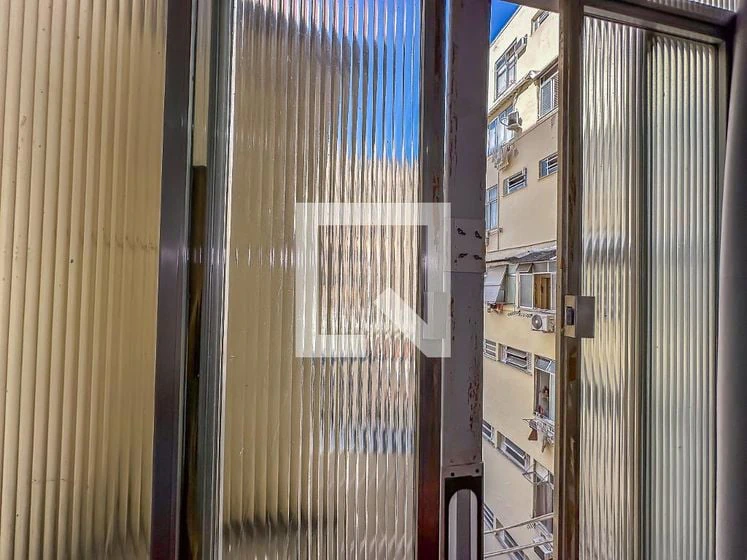 Деревянный пол или ламинат и 1 спальня: квартира 31 м² — photo 28