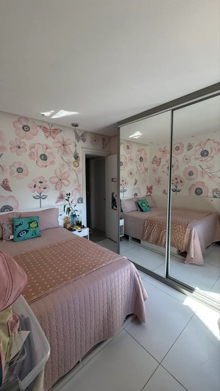 Furnished apartment with 4 bedrooms and 5 bathrooms — photo 15