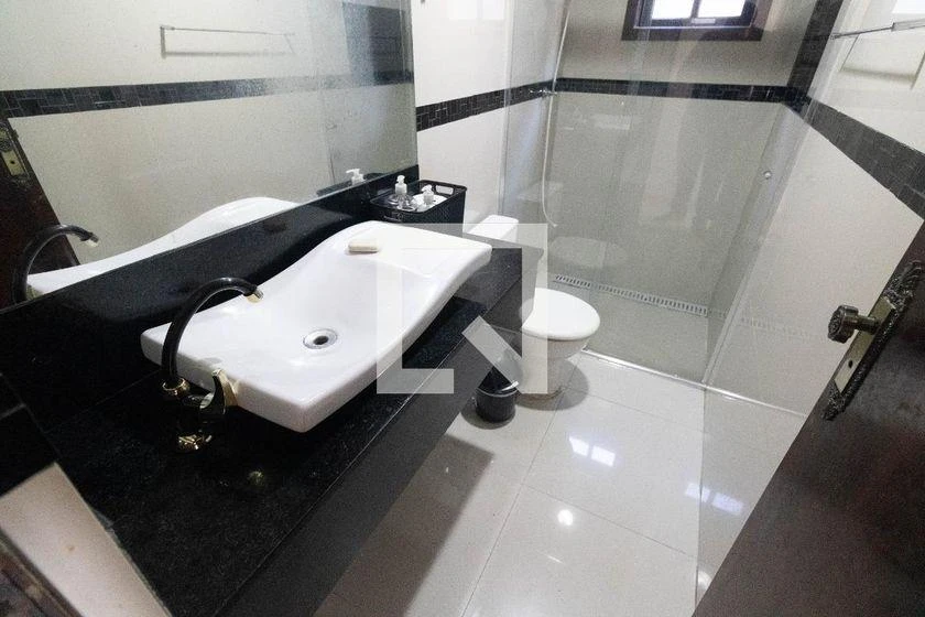 Casa com 3 quartos e 2 banheiros, 160 m² — photo 20