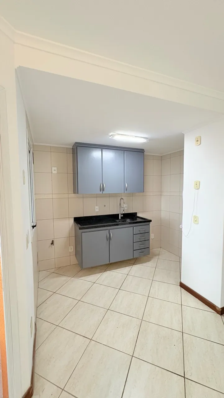 One-bedroom, 48 m² apartment in Florianópolis — photo 2