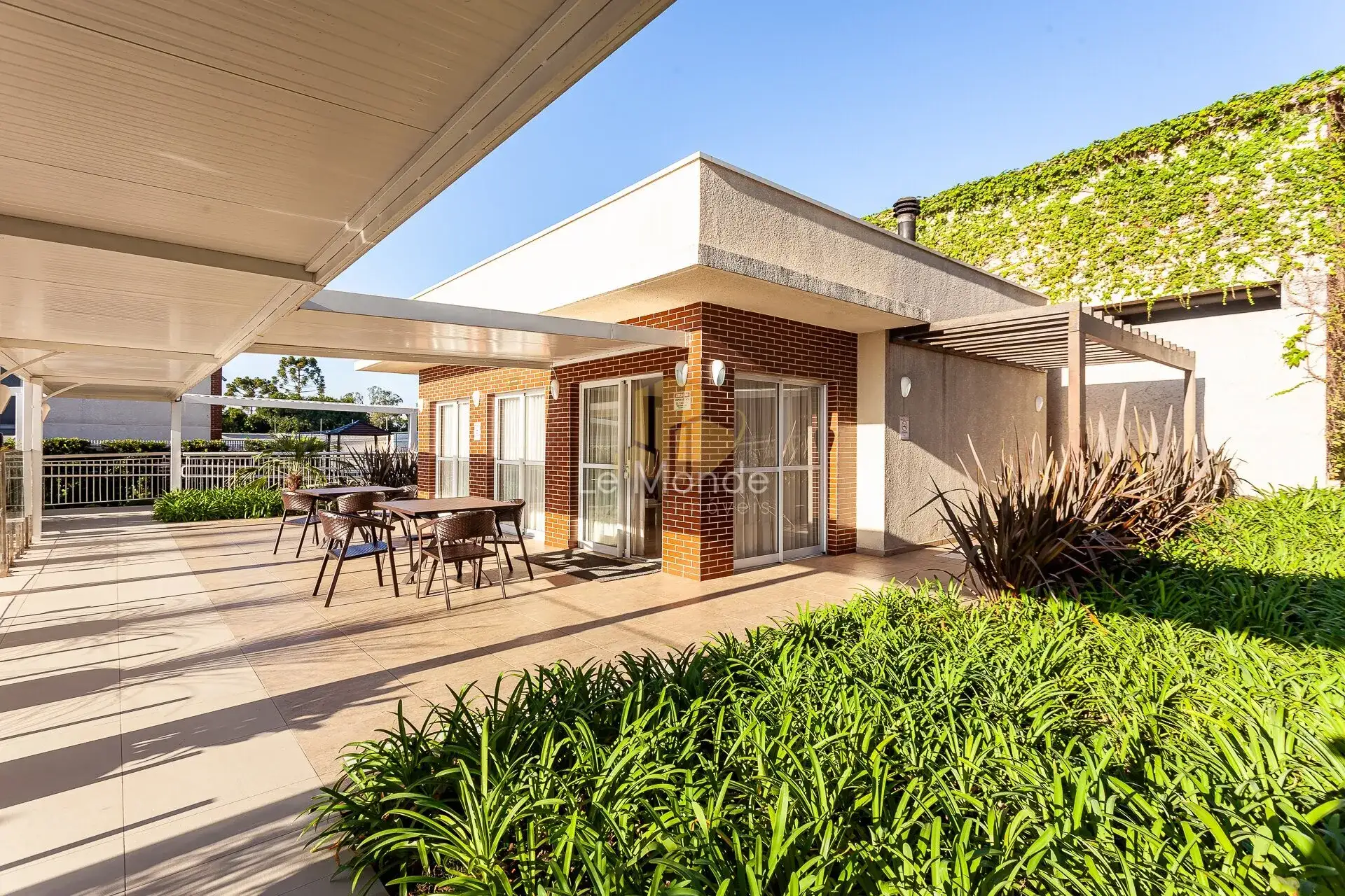 2-bedroom apartment with a balcony — photo 34