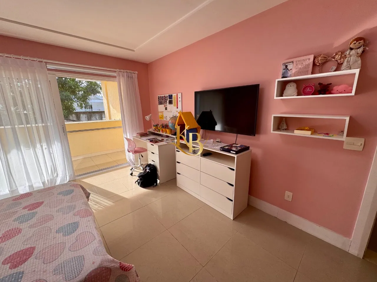 Дом 600 м² с 4 спальнями и балконом с барбекю — photo 77