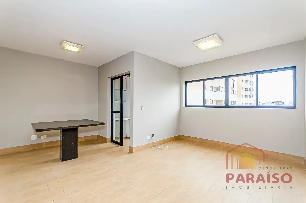 3-bedroom apartment in a building with a gym — photo 16