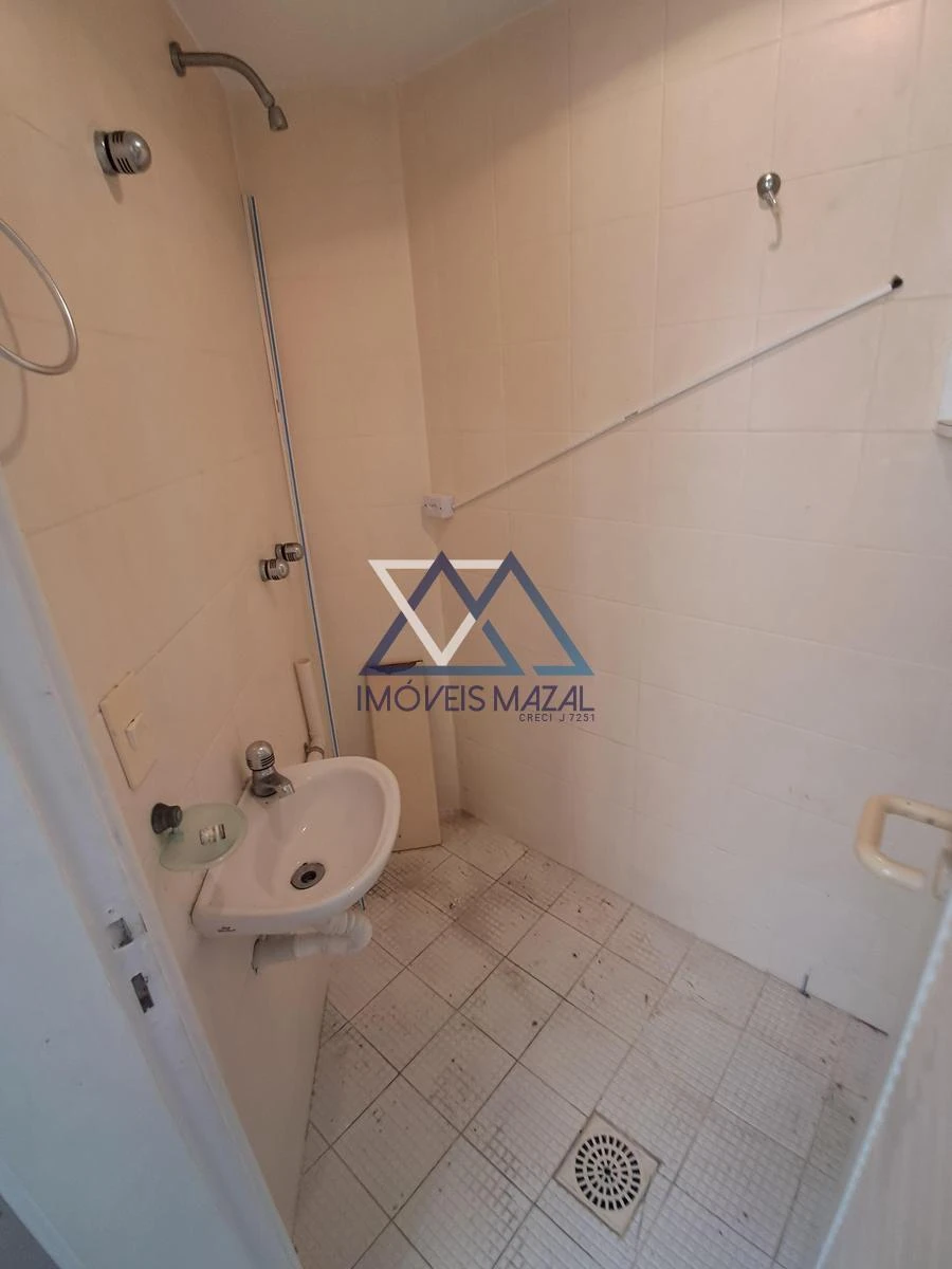 3-bedroom apartment in a building with a sauna — photo 50