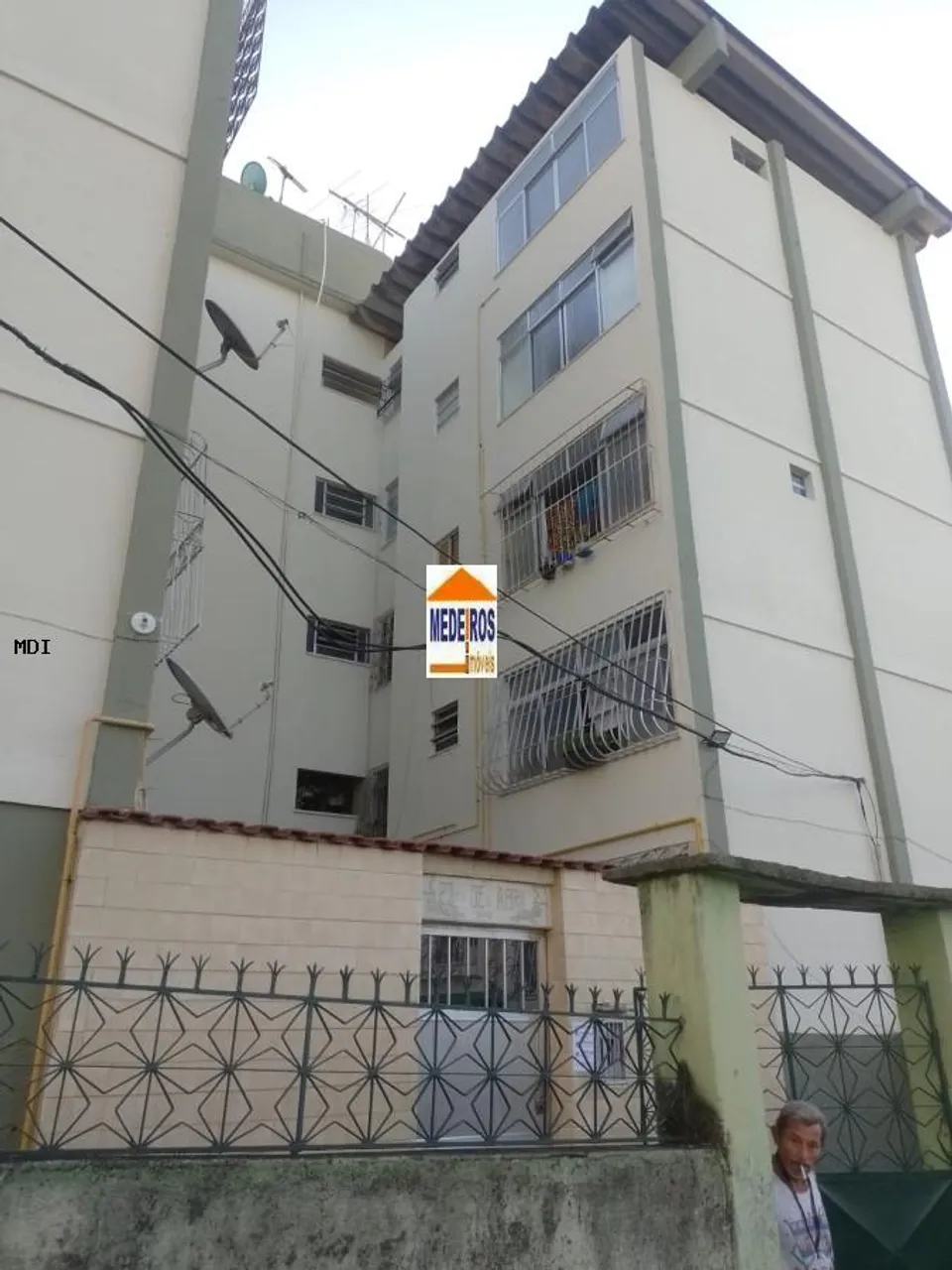 Unfurnished apartment with 2 bedrooms, 1 bathroom, 1 parking — photo 3