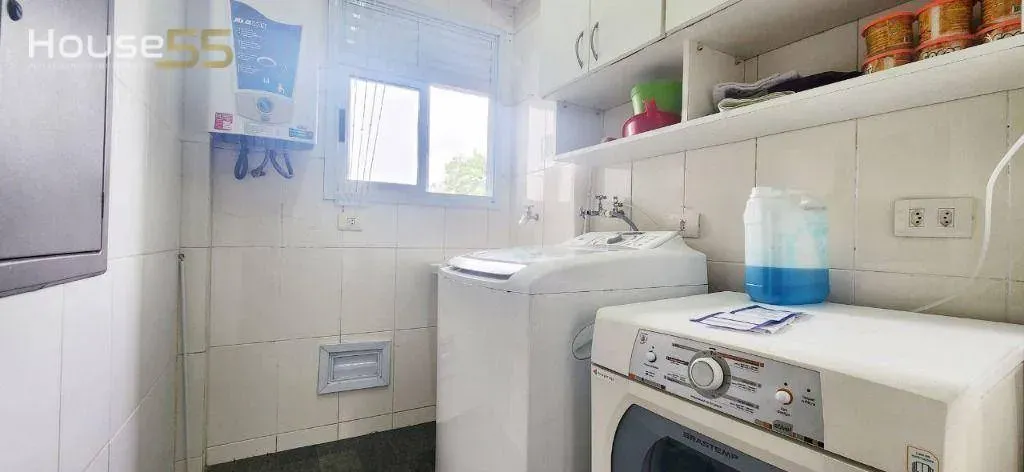 Furnished 4-bedroom apartment with a gas kitchen — photo 18