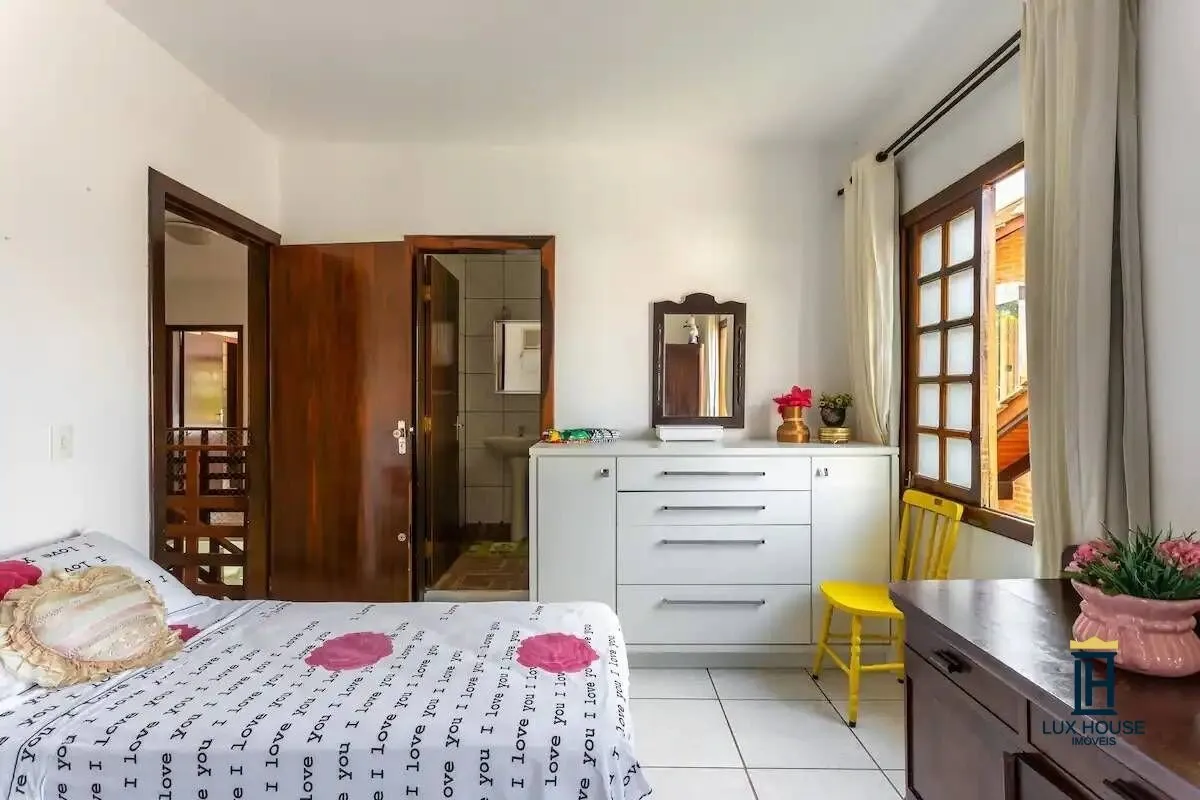 Furnished house with 5 en-suite bedrooms — photo 29