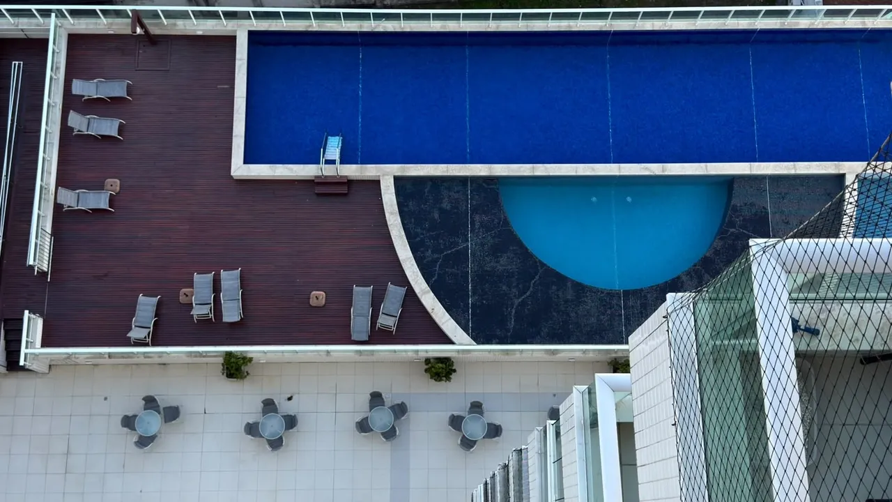 Bathtub in a 3-bedroom apartment, 87 m² — photo 54