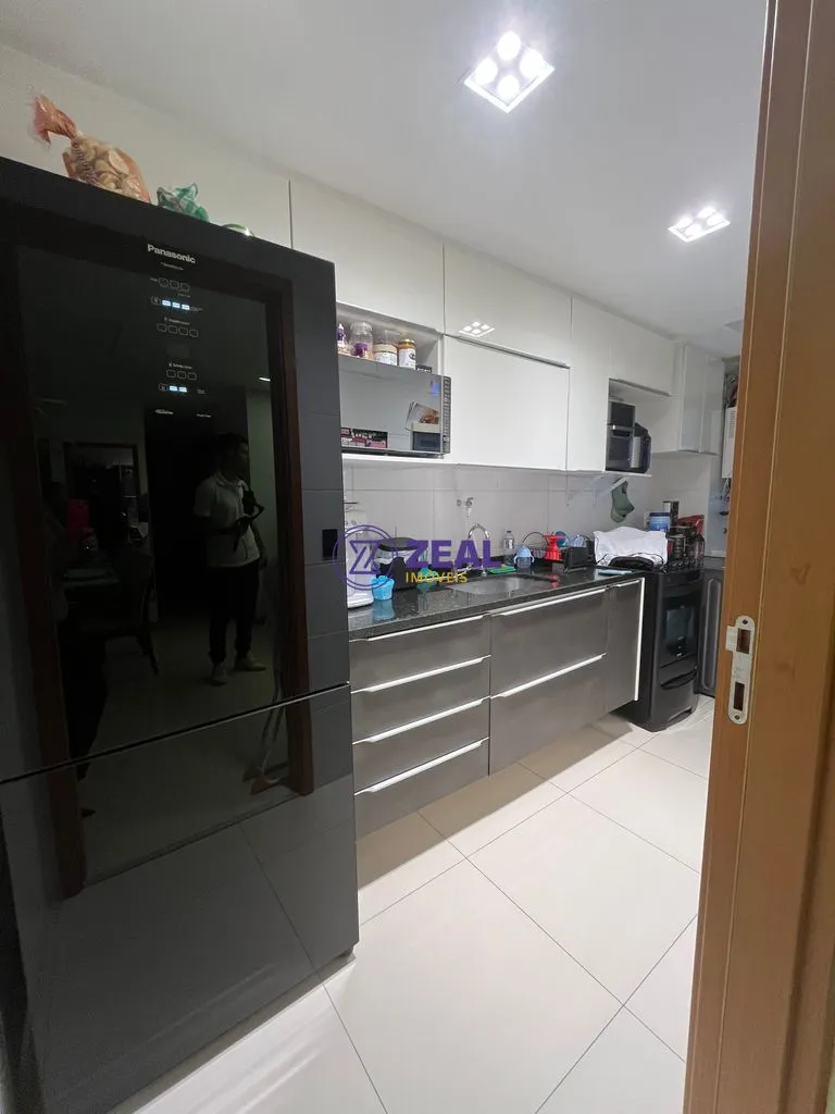 Furnished 82 m² apartment with 3 bedrooms and balcony — photo 23