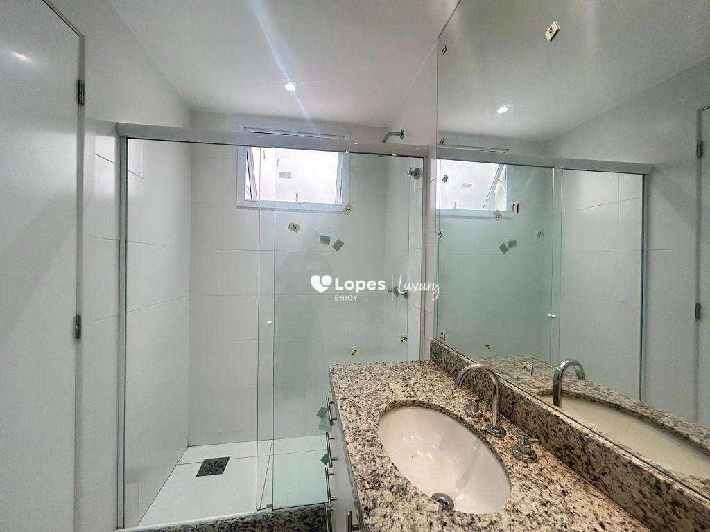 Duplex penthouse with private pool and 316 m² — photo 13