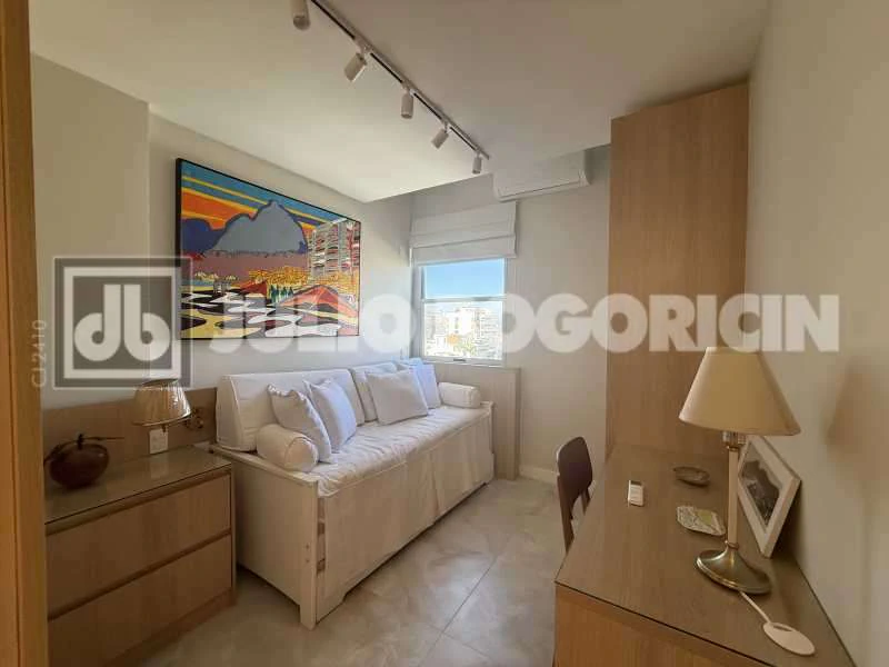 Furnished 2-bedroom apartment with an en-suite — photo 17