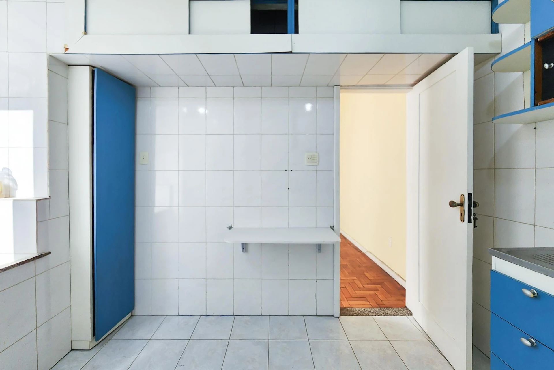 Apartment with balcony, 2 bedrooms and 2 bathrooms — photo 30
