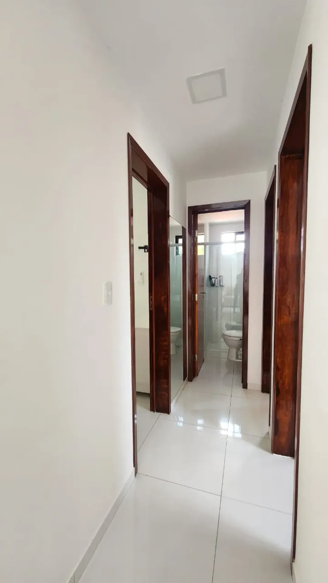 3-bedroom apartment with a washing machine in João Pessoa — photo 6