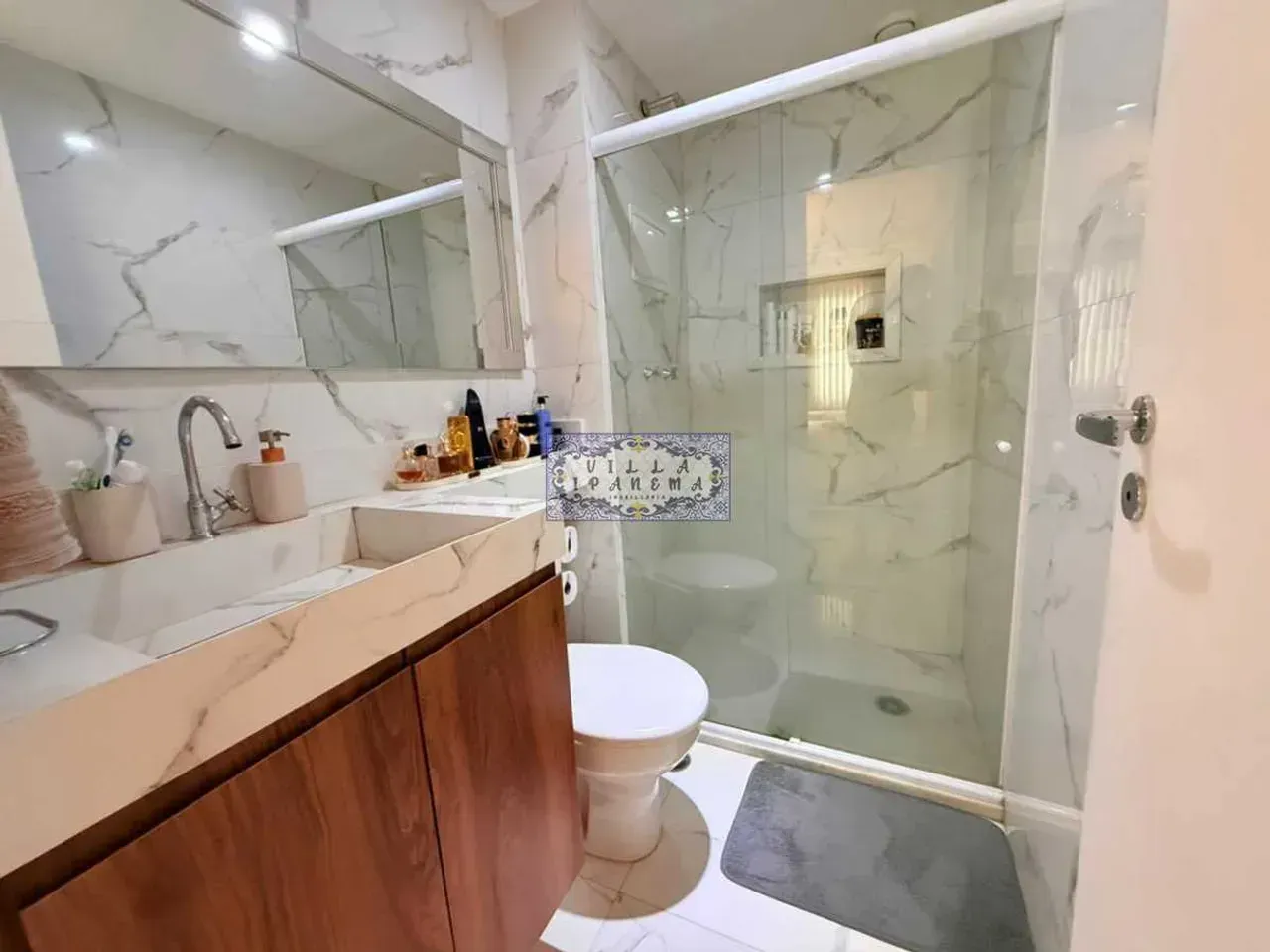 Furnished 3-bedroom duplex with open-plan kitchen — photo 27