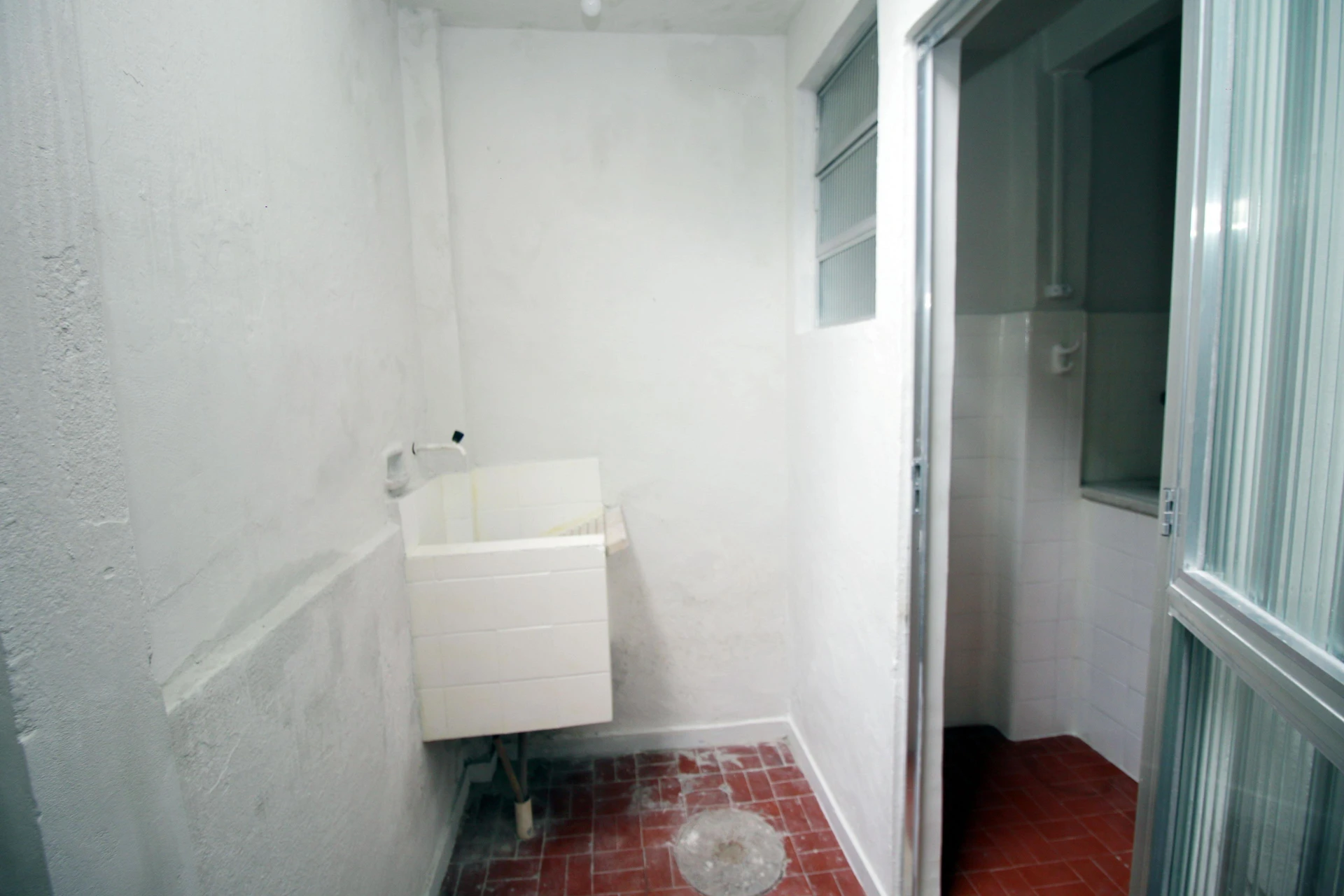 Unfurnished house with 1 bedroom and 1 bathroom — photo 14
