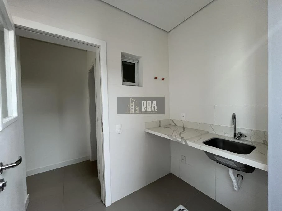 Casa de 4 dormitorios con balcón gourmet — photo 6