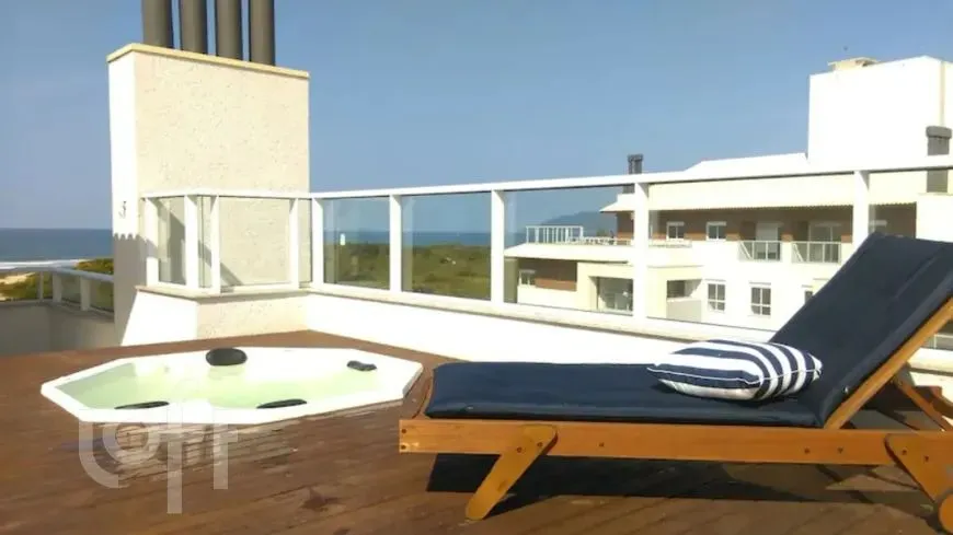 Ático de 180 m² con 3 dormitorios y jardín privado — photo 20