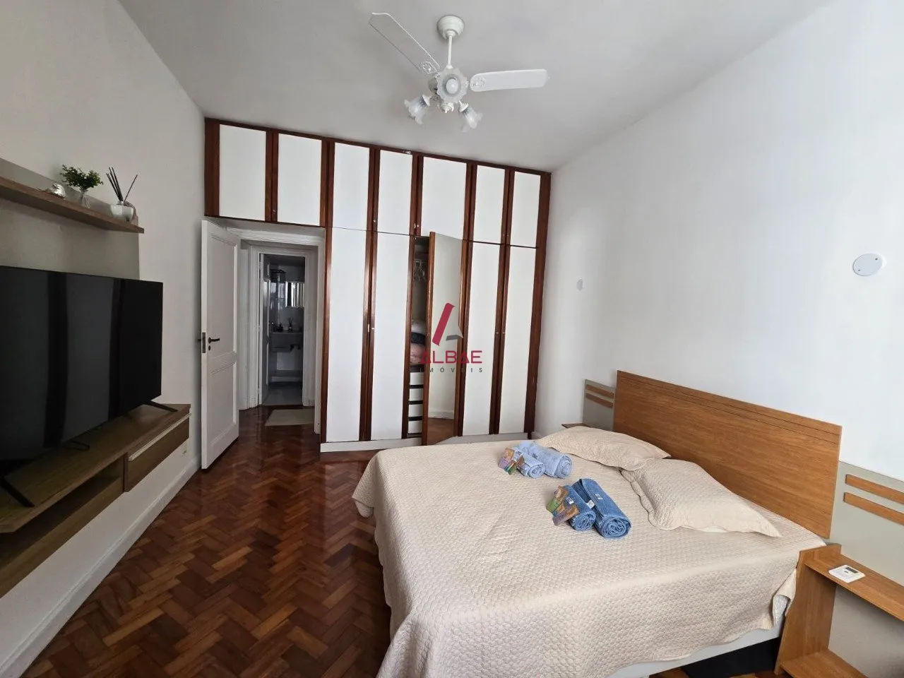 2-bedroom apartment with balcony and a full set of 3 baths — photo 19