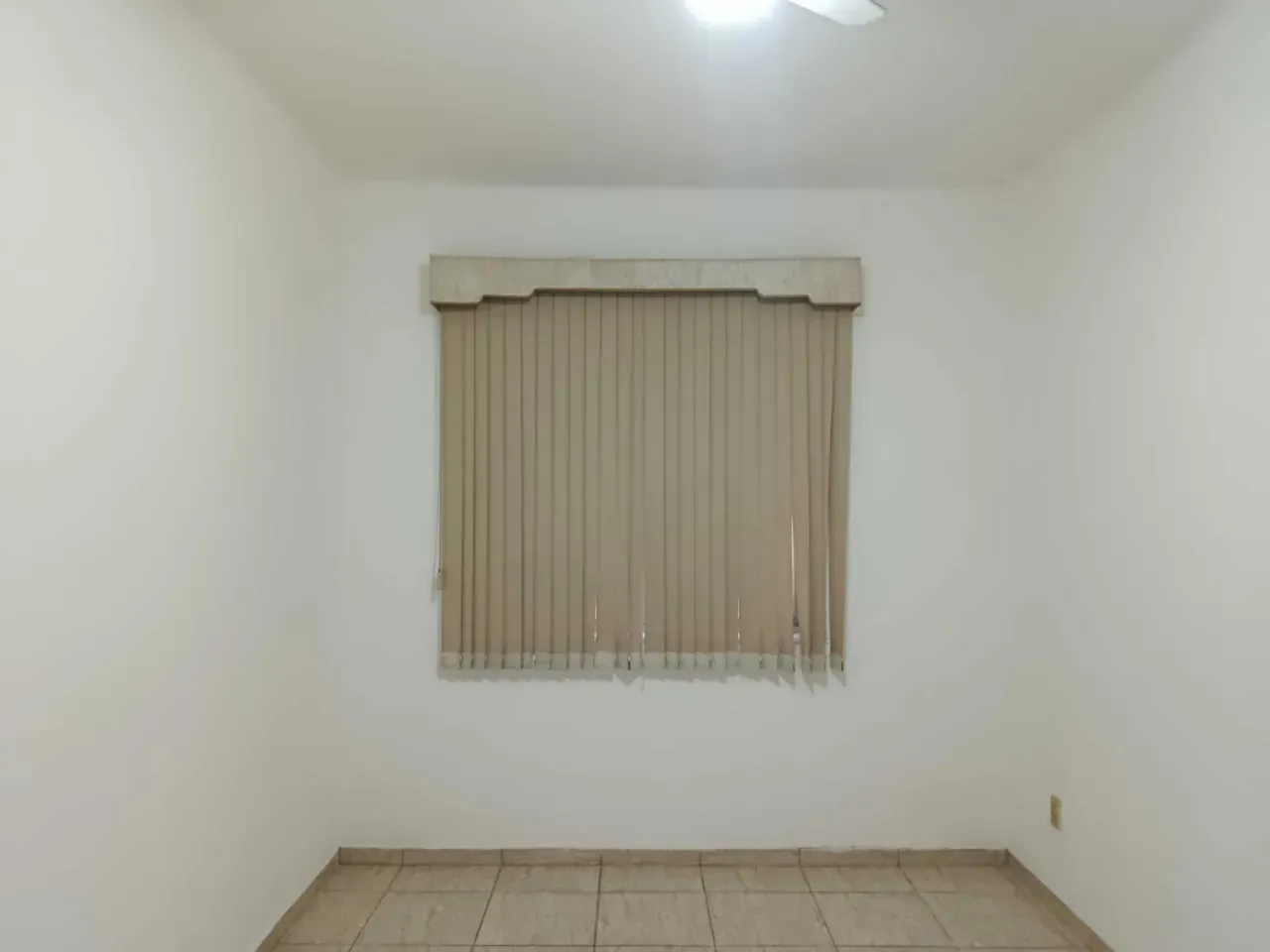 Apartamento de 3 quartos com cozinha separada e 85 m² — photo 18