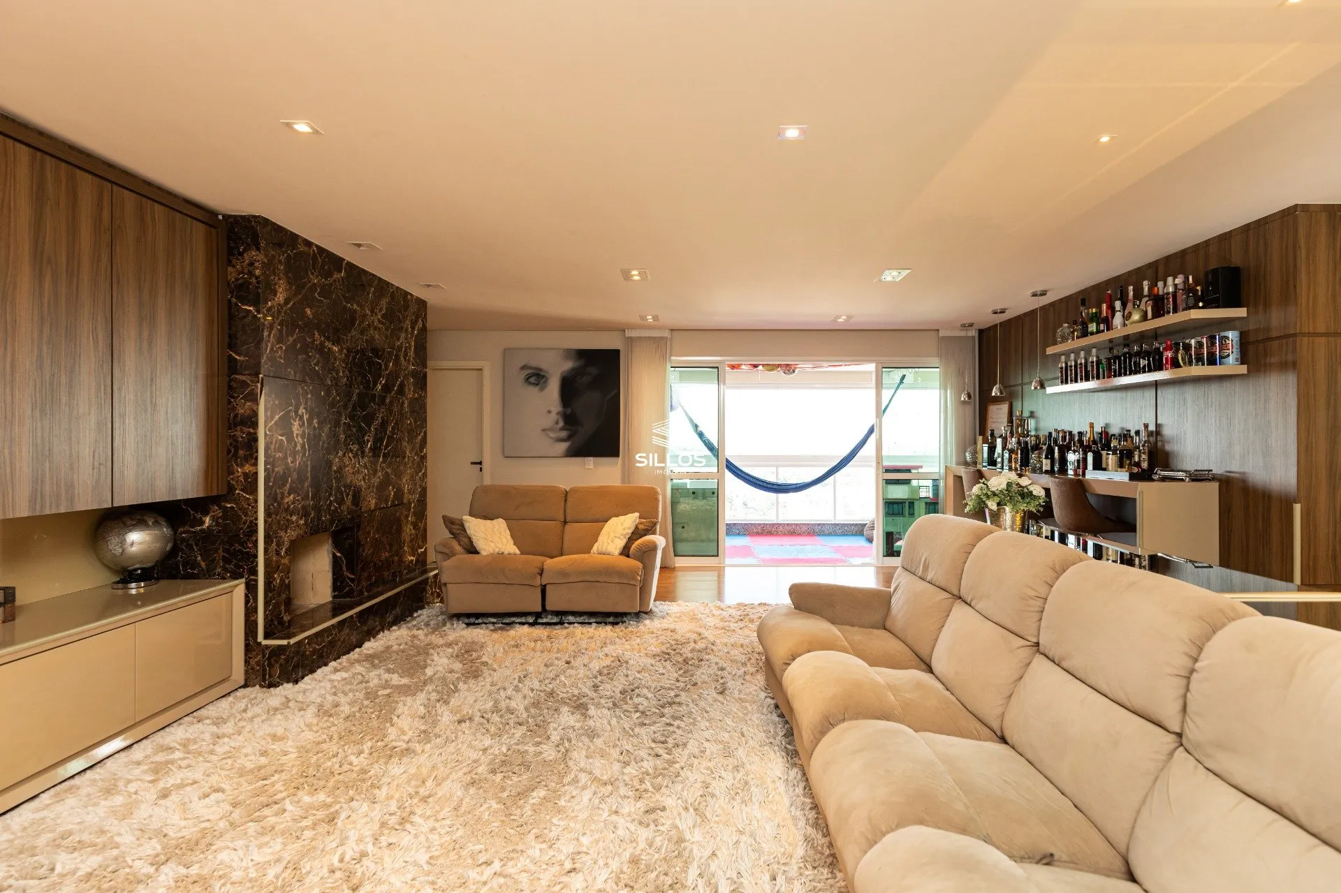 Квартира 321 м² з 3 спальнями-сюїтами і 4 паркомісцями — photo 3