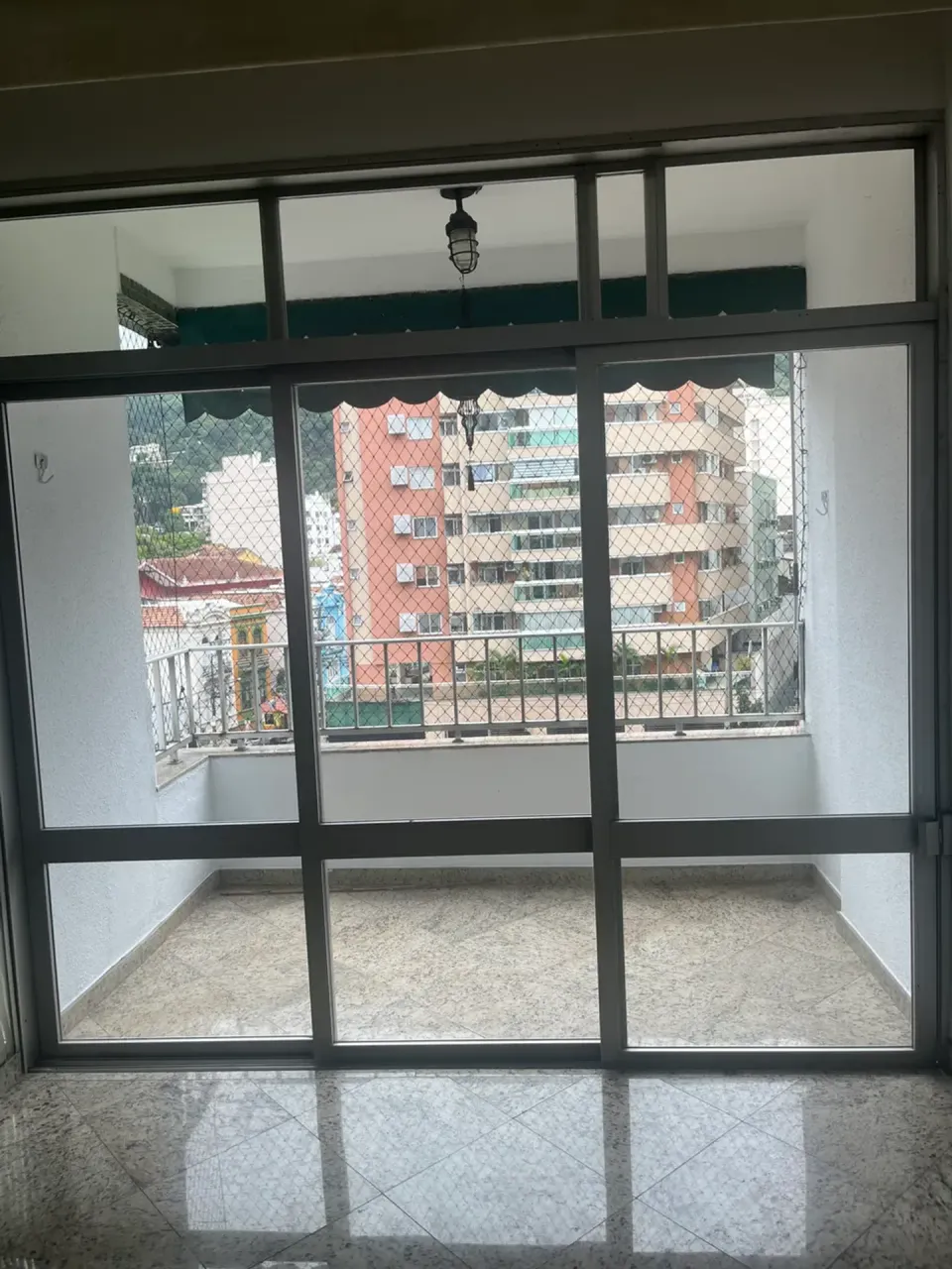 3-bedroom apartment with a closed gas kitchen — photo 9