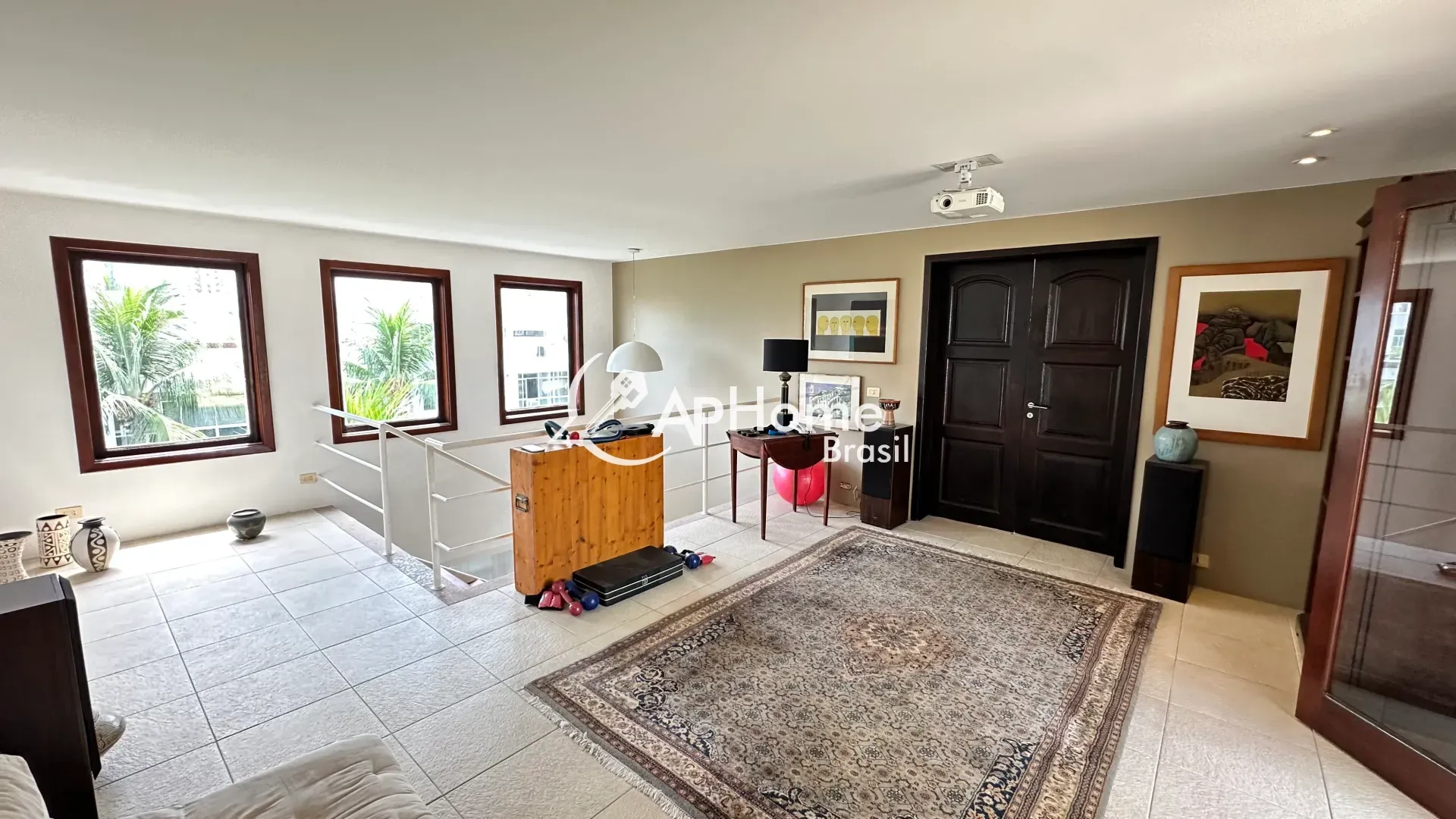 Apartment with 4 bedrooms, closed kitchen — photo 32