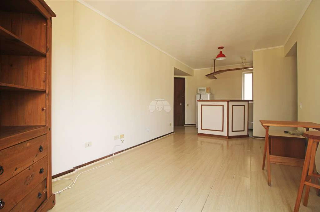 1-bedroom apartment with open-plan kitchen — photo 2