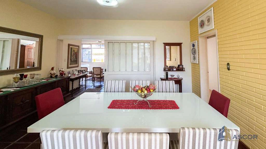Apartamento sin amueblar con 4 dormitorios y 240 m², 3 plazas — photo 3