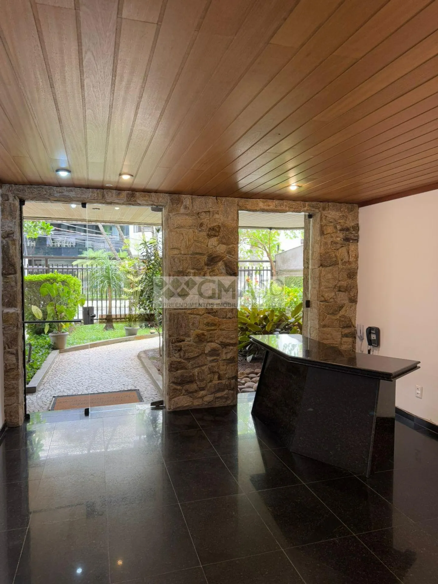 Apartamento com 4 quartos e 4 banheiros, com varanda — photo 51