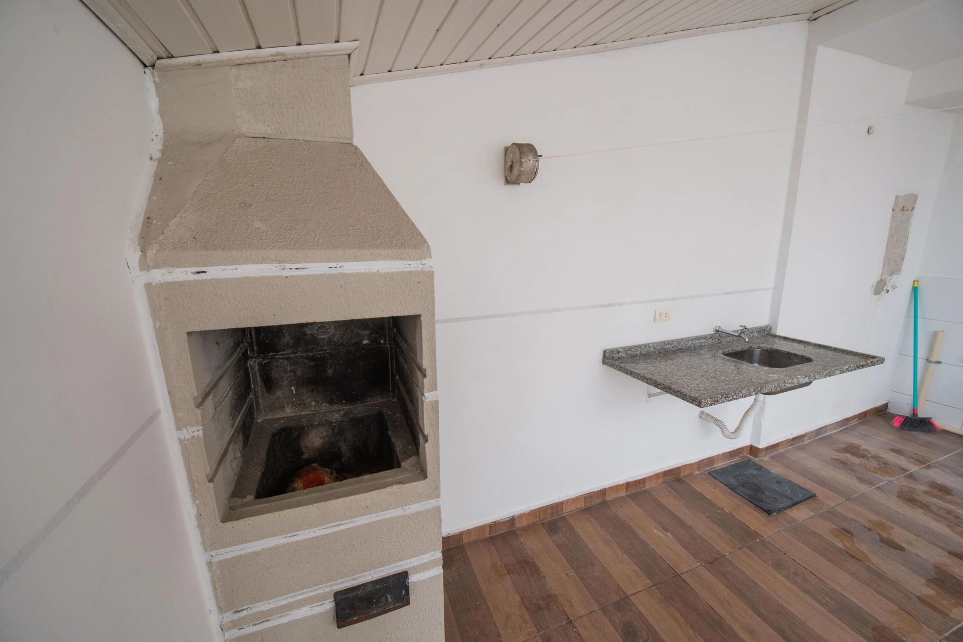 House, 129 m², with a grill on the balcony — photo 24