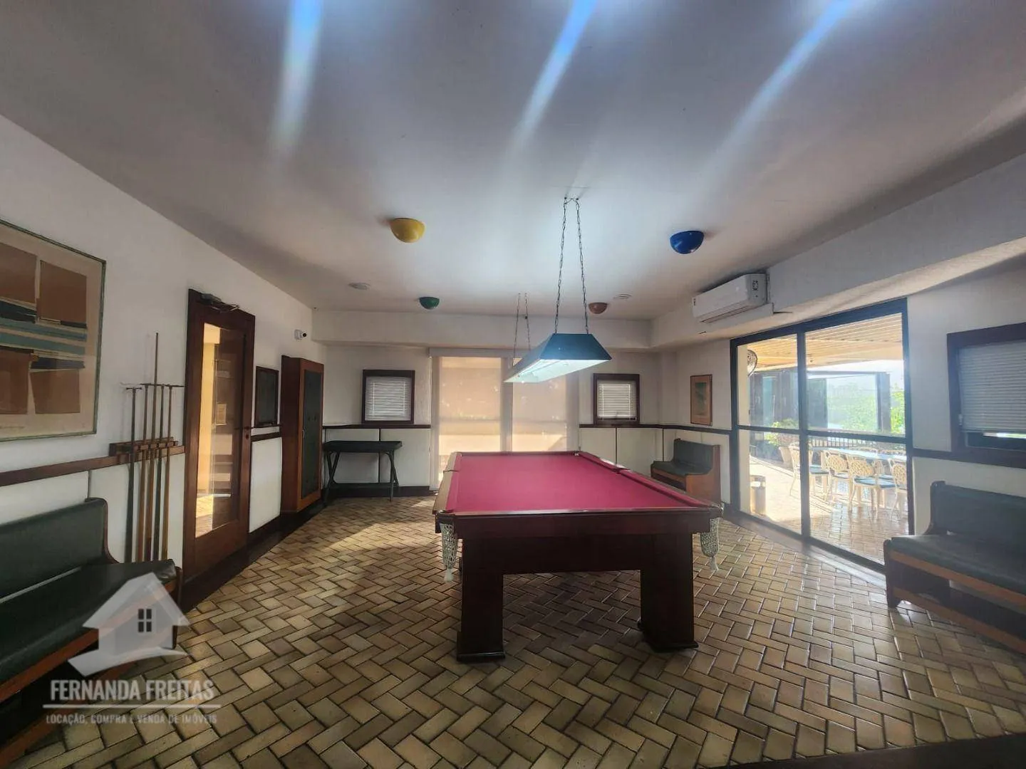 4-bedroom apartment with enclosed balcony and private garden — photo 87