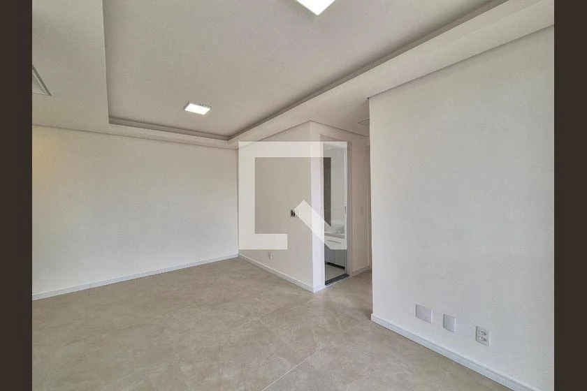 Apartamento de 2 quartos em condomínio com academia — photo 27