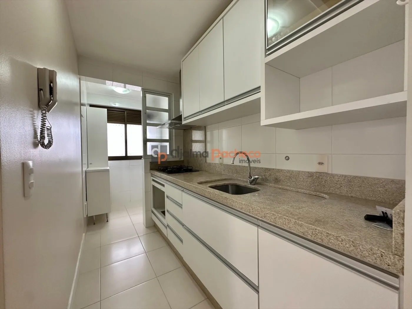 Balcony with a grill in a 2-bedroom apartment, 69 m² — photo 21