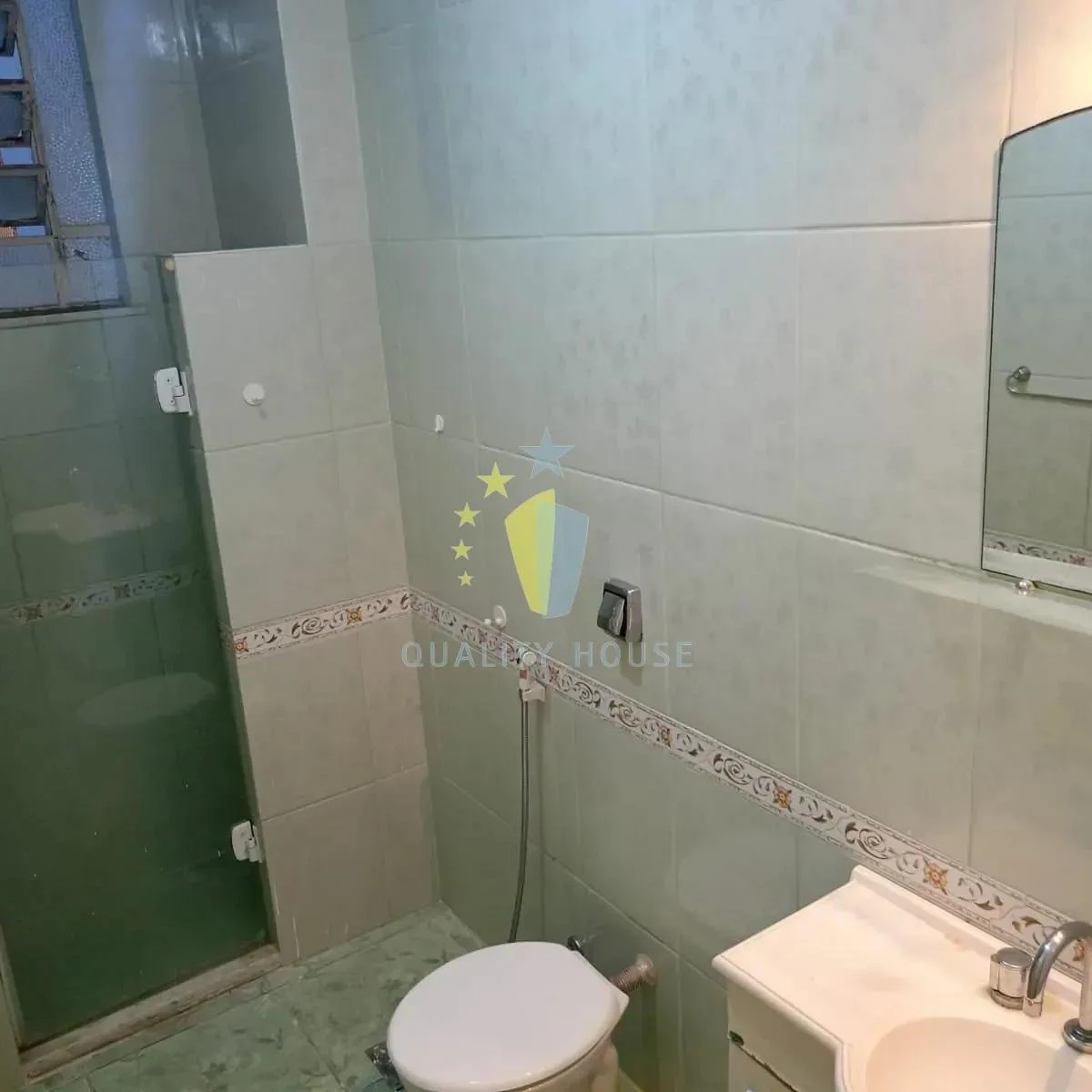 Apartment, 75 m², with wood or laminate floors — photo 18