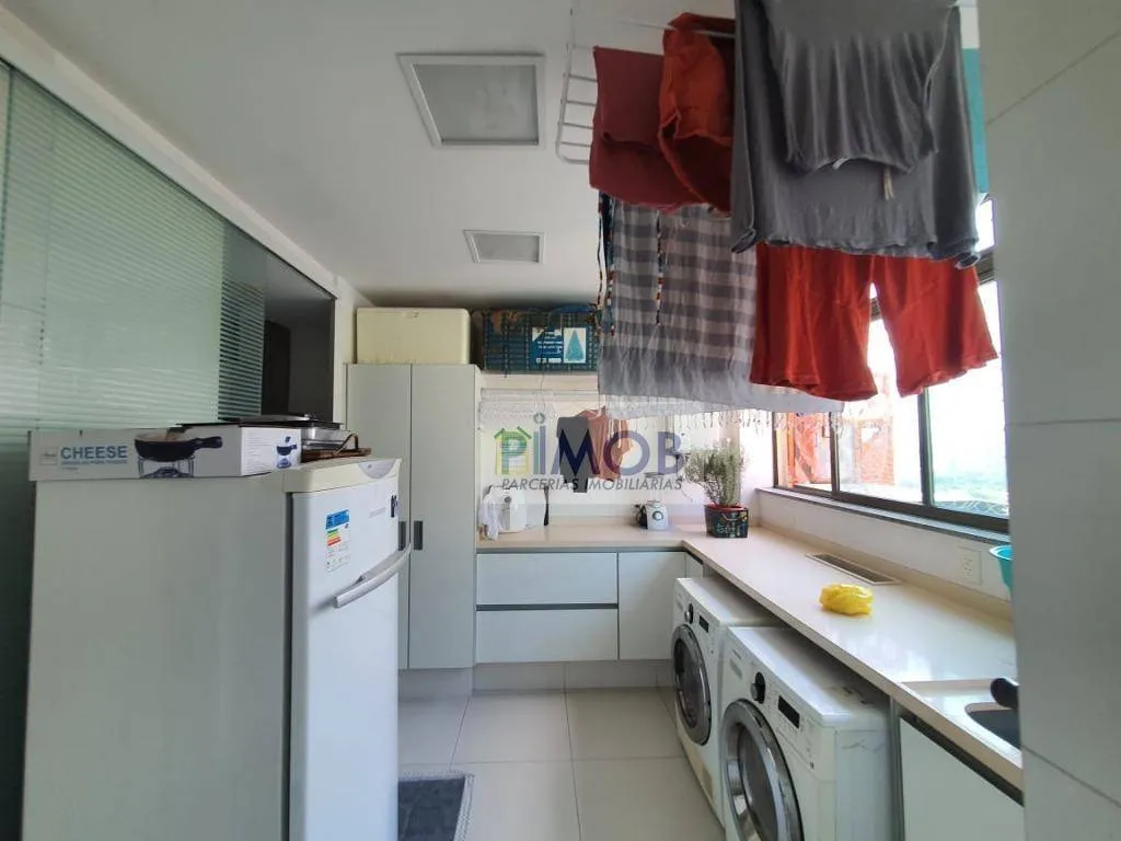 Furnished 260 m² apartment on the 23rd floor with 3 spots — photo 94