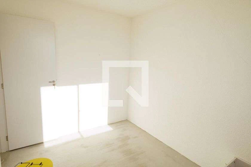 43 m² 2-bedroom apartment with closed kitchen — photo 17