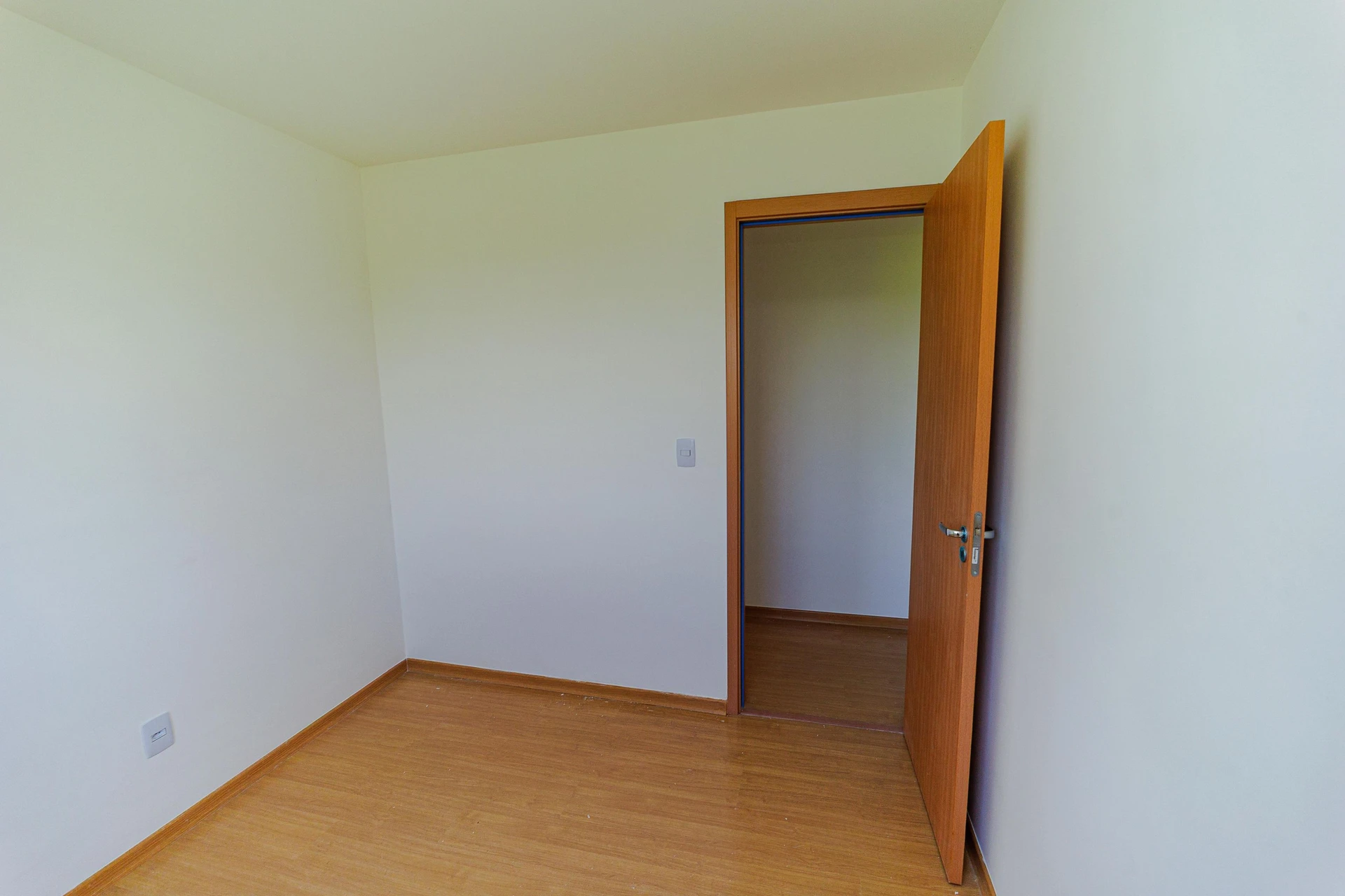 Apartment, 45 m², with wood or laminate floors — photo 18