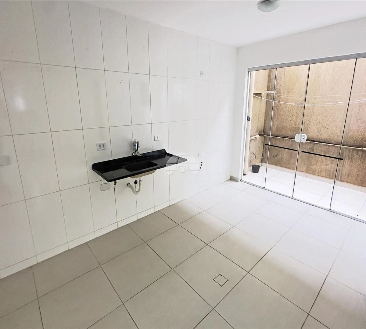 160 m² house with 3 bedrooms and 1 parking space — photo 4