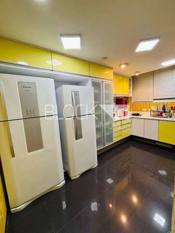 Furnished house with 6 en-suite bedrooms and 7 baths — photo 3