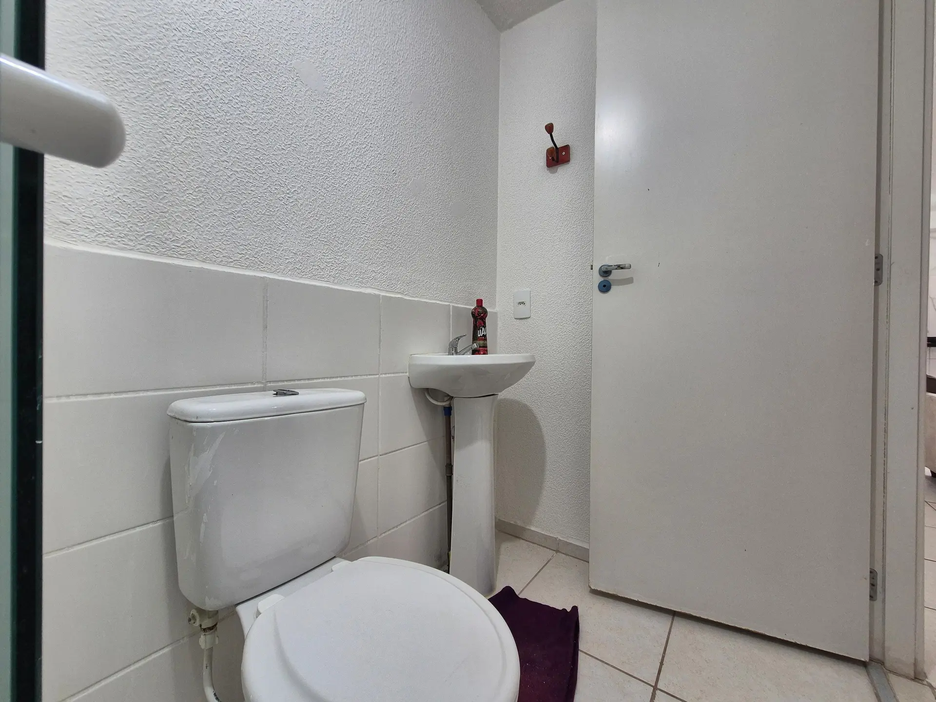 2-bedroom apartment in a building with a gym — photo 24