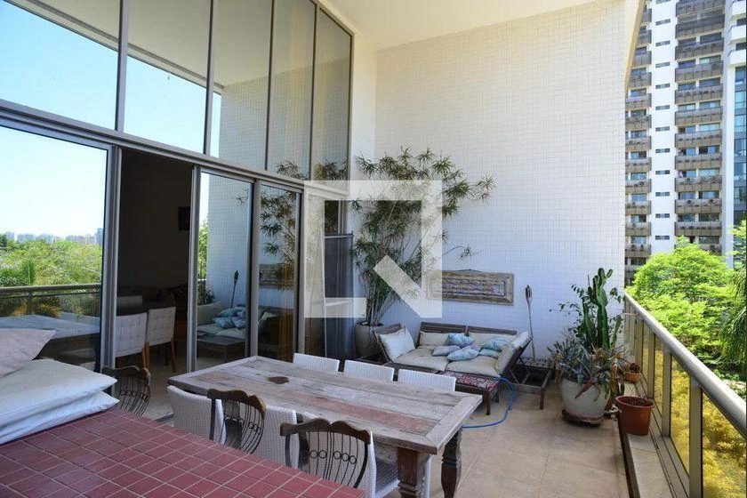Apartamento para aluguel com varanda envidraçada e 4 quartos — photo 13