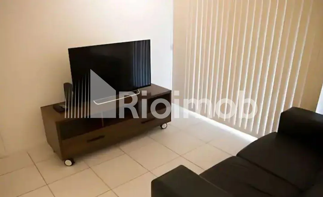 2-bedroom apartment with a suite and 2 bathrooms — photo 15