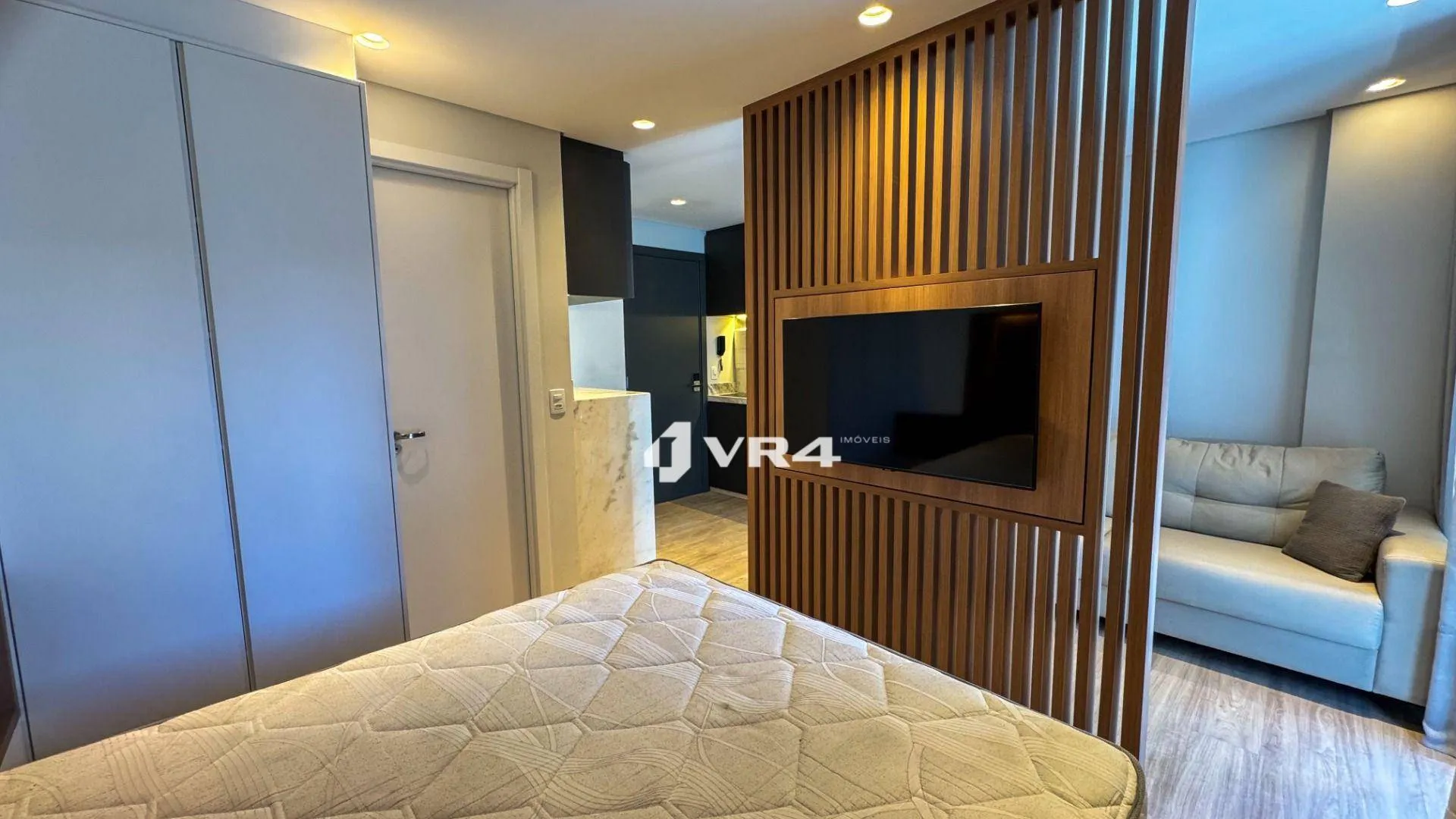 Мебльована студія з 1 спальнею та 29 м² — photo 15