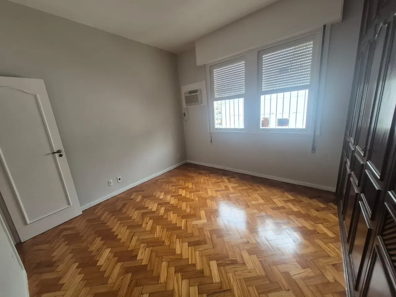 3-bedroom apartment with a home office — photo 23