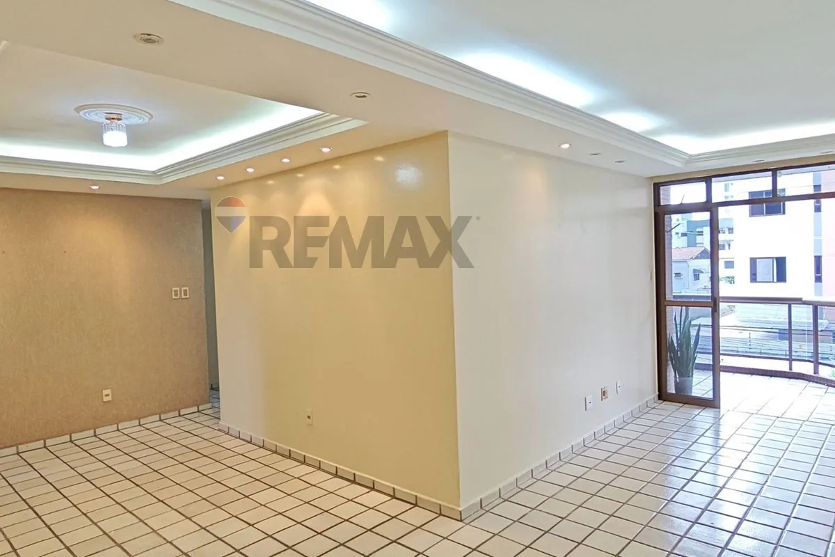 145 m² apartment with 3 bedrooms and 2 parking spaces