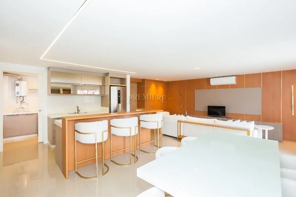 Furnished apartment, 135 m², with a bathtub — photo 3