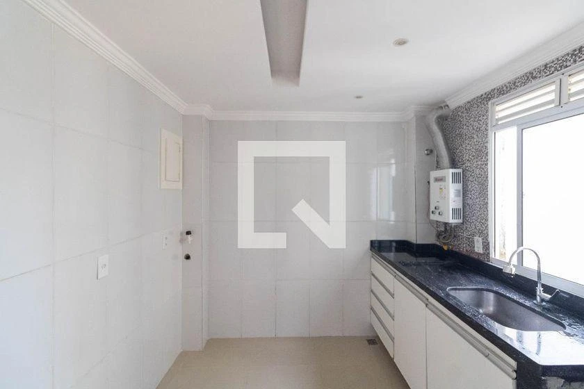 2-bedroom apartment in a building with a gym — photo 44