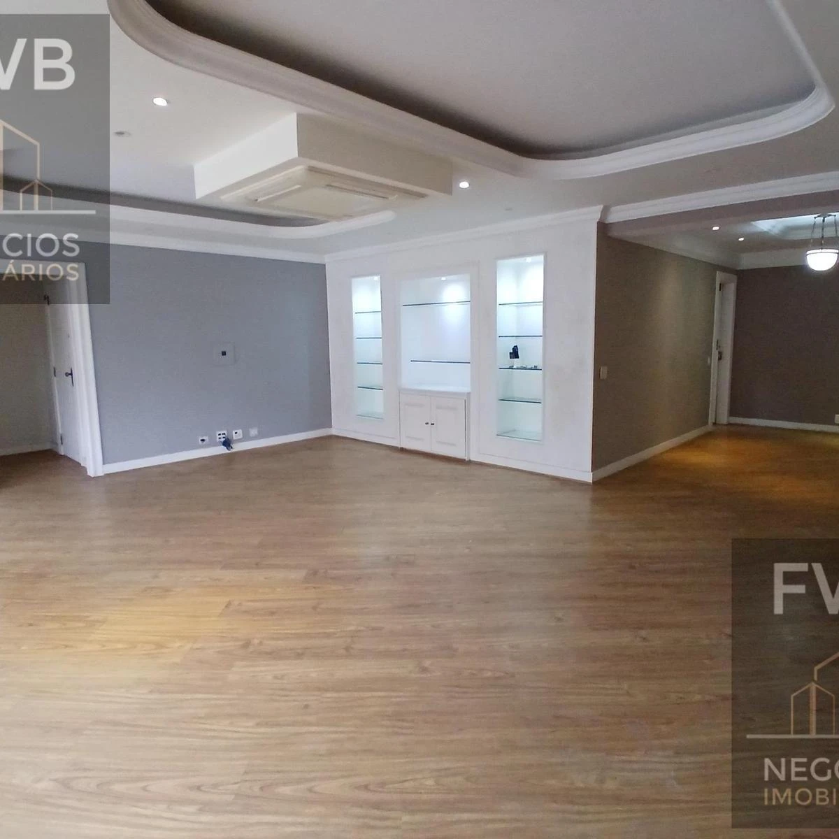 3-bedroom apartment with a home office
